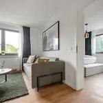 Zweite Heimat Nuerburg ホテル 2*